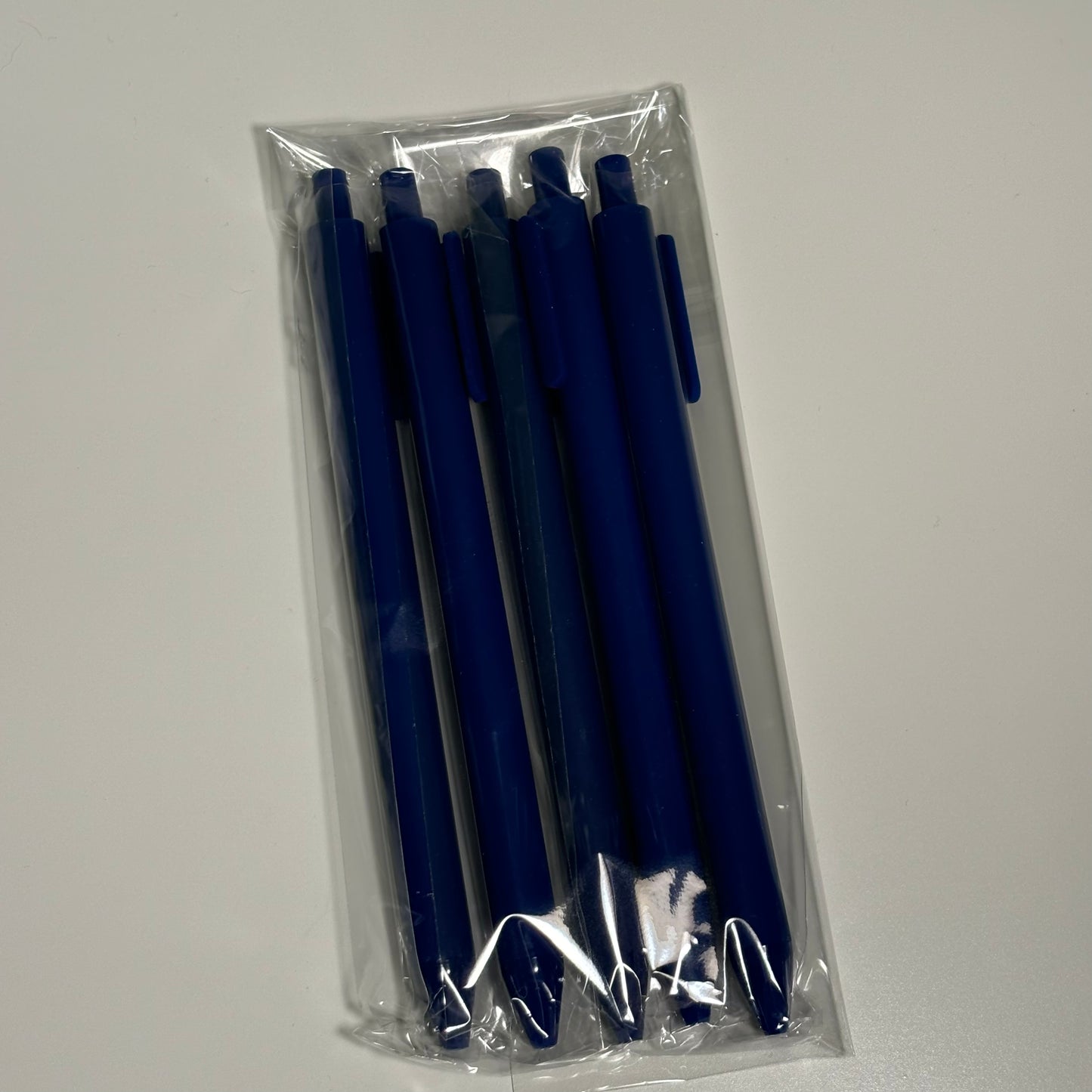 .Plastic Gel Pens - Read Description